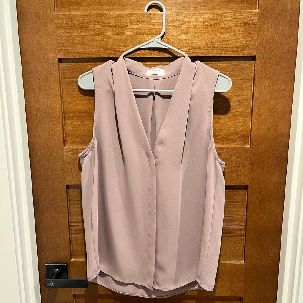 Babaton Sleeveless Power V-Neck Blouse